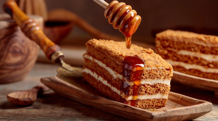 Медівник зі сметанним кремом