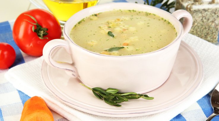 Капустяний суп з реберцями