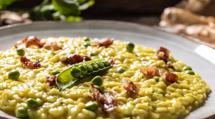 ризото з беконом і горошком