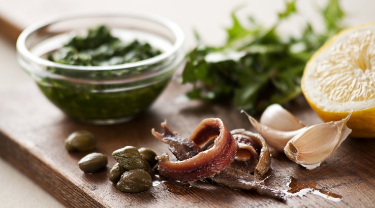 Пивний маринад з анчоусами і каперсами