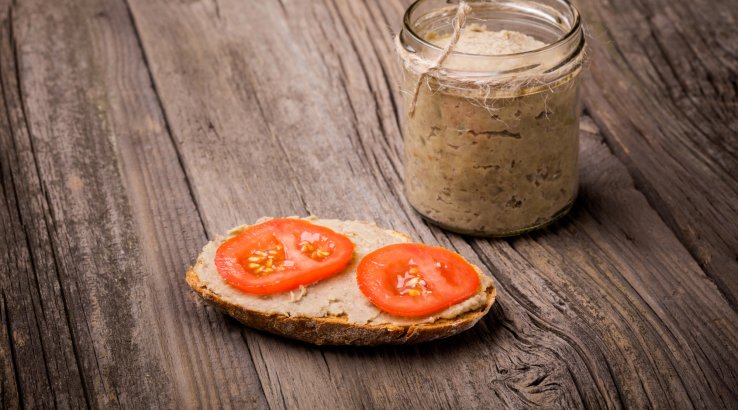 Намазка із соняшникового насіння та в’ялених томатів