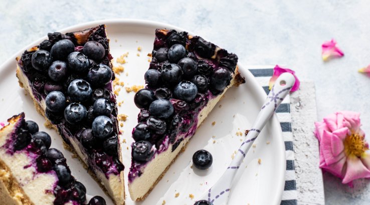 Чизкейк с черникой