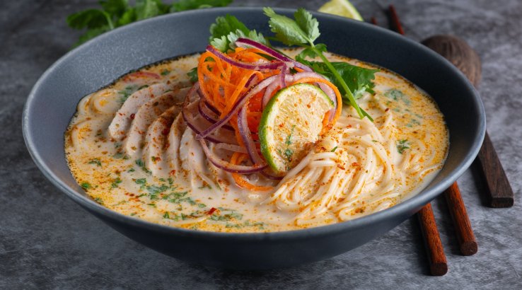 Курячий суп із плавленими сирками