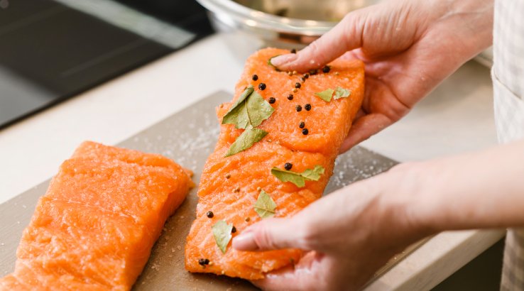 Червона риба