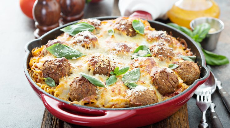 Картопля з фрикадельками