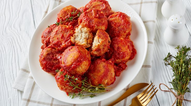 Свинячі крокети під соусом