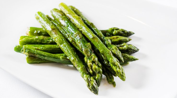Зелена спаржа