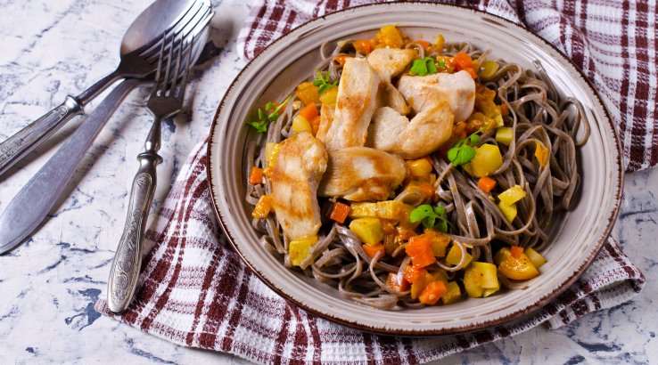 Лінґвіне з гречаного борошна з трьома сирами