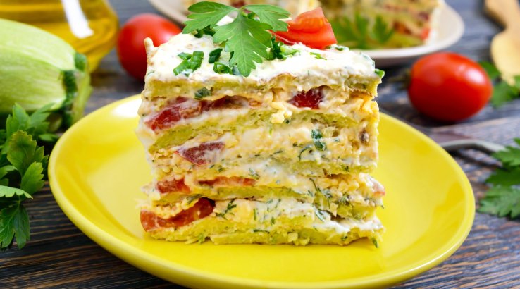 Кабачковий торт з крабовими паличками