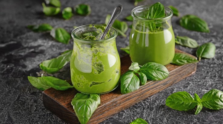 Домашній майонез з базиліком