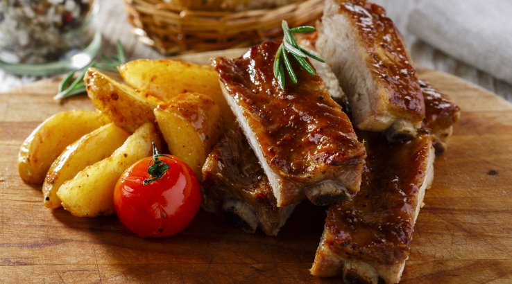 Свинина з овочами