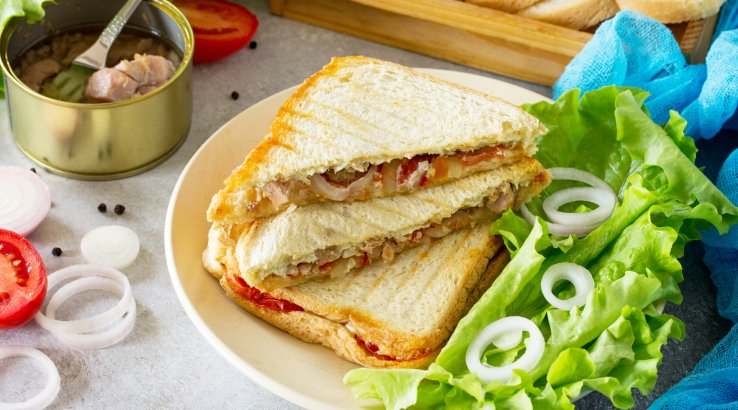 Сендвічі з тунцем