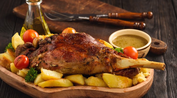 Смажена ягнятина