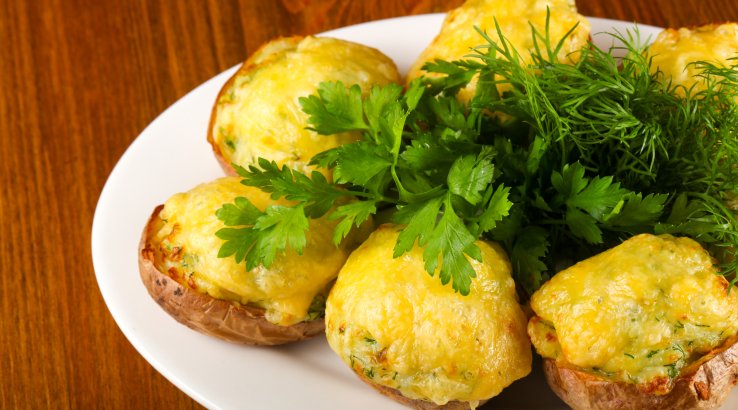 Фарширована запечена картопля