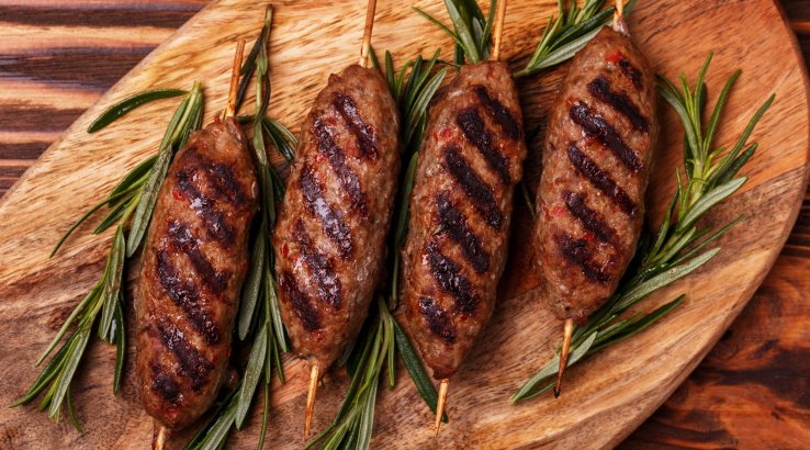 Люля-кебаб з телятини на мангалі