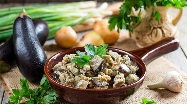 Баклажани з майонезом і грибною приправою