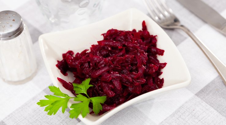 Салат із сирого буряка