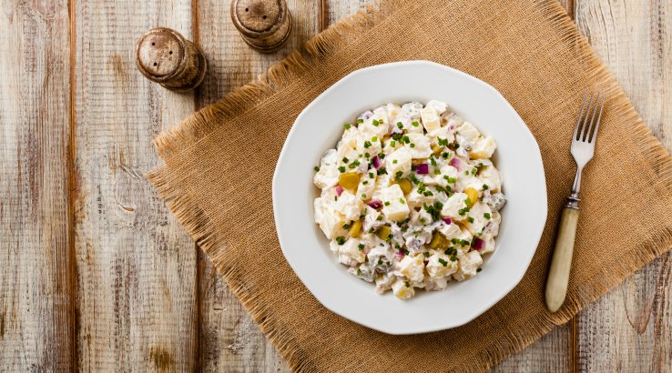 Салат з картоплею