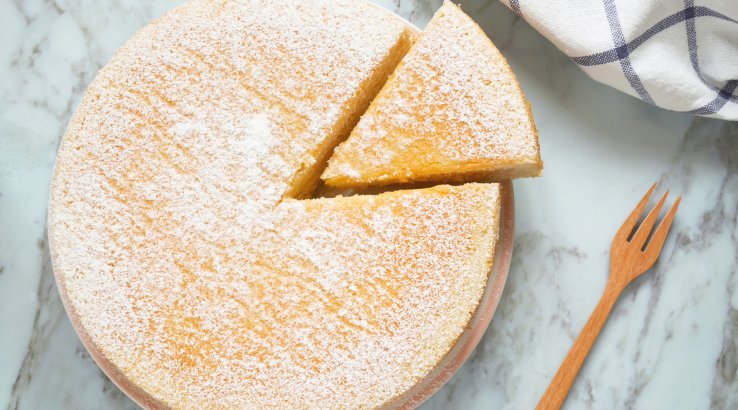 Йогуртовий торт з шоколадом