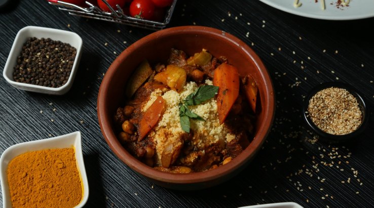 Овочеве рагу з пшоном і сметаною