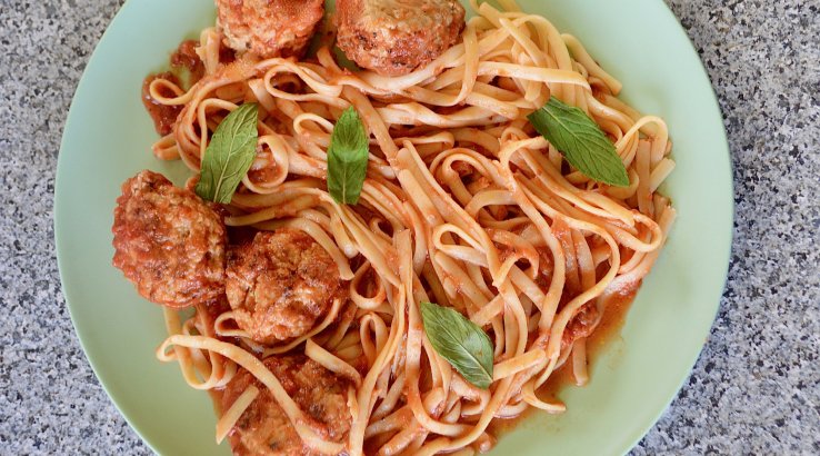 Локшина з мітболами Клопотенко