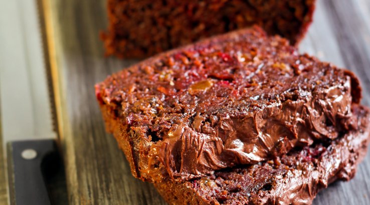 Веганський буряково-шоколадний торт