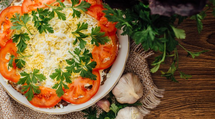 Салат з печінки з огірком