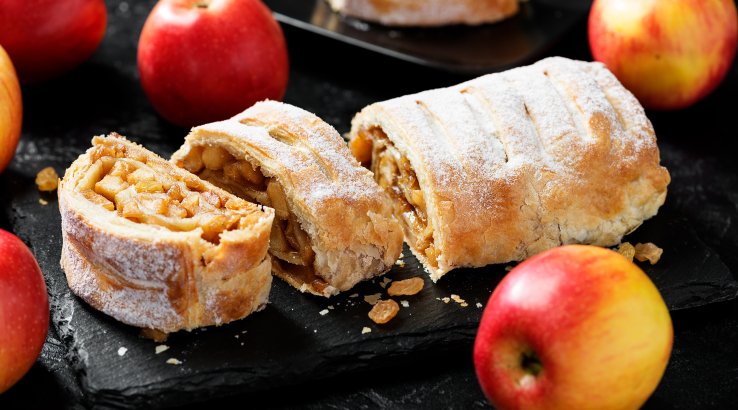 яблучний рулет