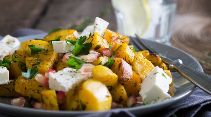 салат з бататом, фетою та гранатом