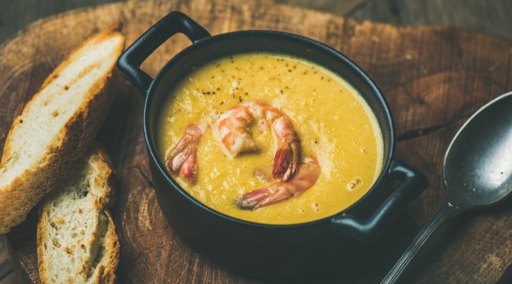 Кукурудзяний суп з морепродуктами