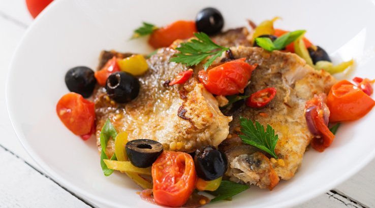 Тушкований хек