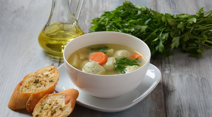 суп с фрикадельками