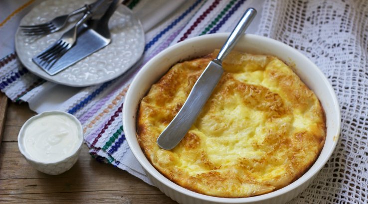 Баниця з кисломолочним сиром