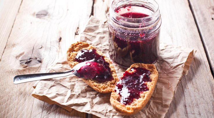 Варення з чорної смородини на сковорідці