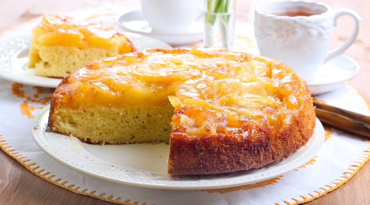 Яблучний пиріг у пароварці