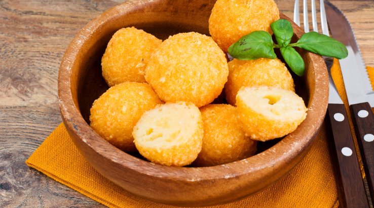 Пончики з картопляного тіста