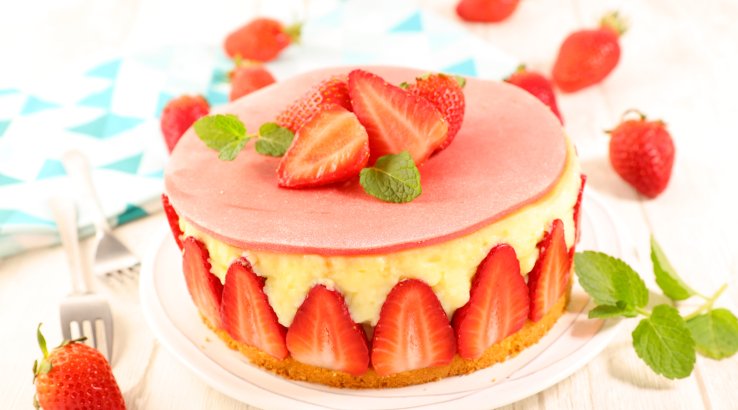 Полуничний торт без випічки