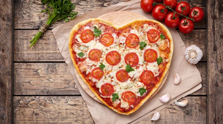 Піца у формі серця - рецепт