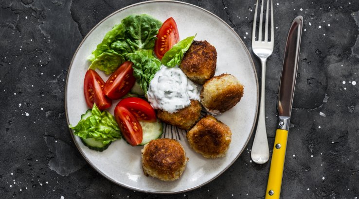 Котлети з рибних консервів