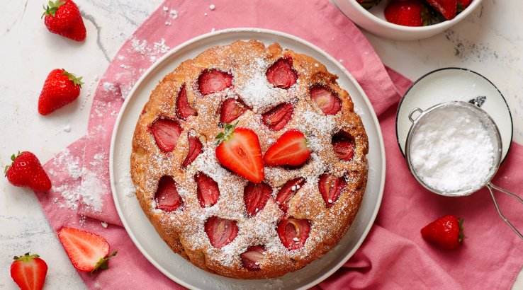 Пиріг з полуницею