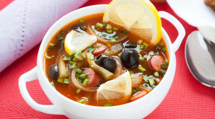 Солянка з квасолею