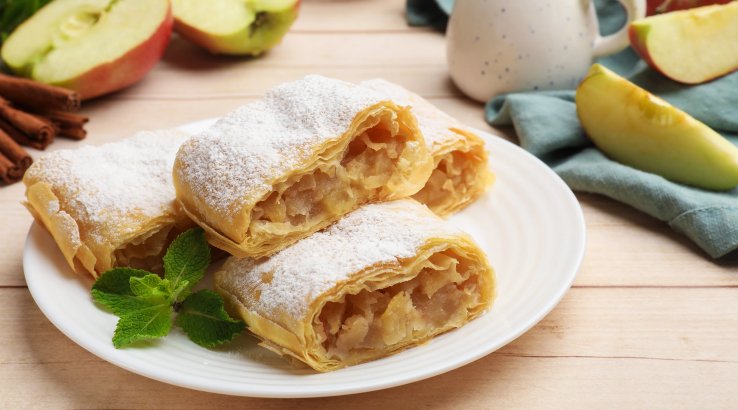 Слойки з яблуками з тіста філо