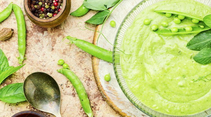 суп із зеленим горошком