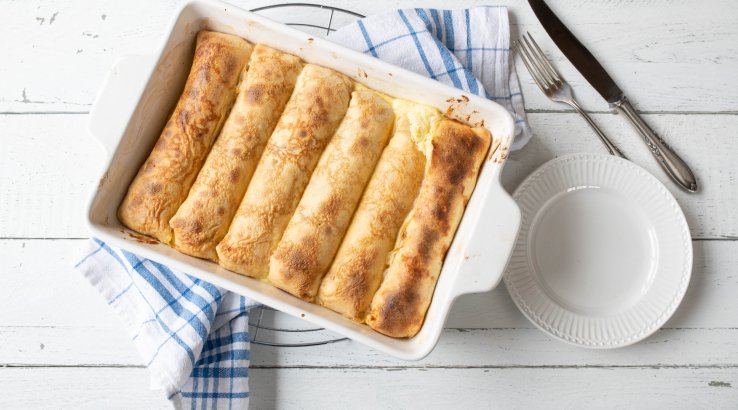 Запечені сирні млинці з начинкою