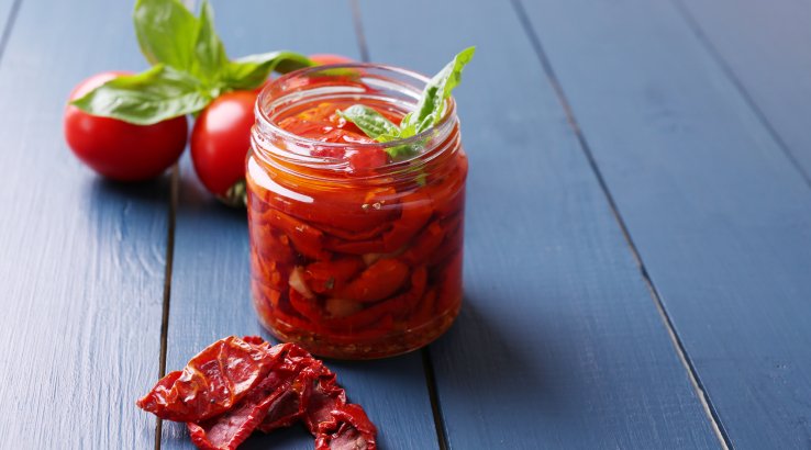 Помідори в олії