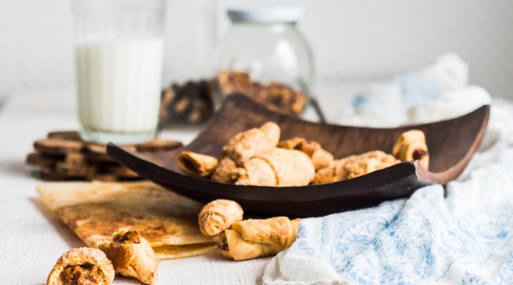 Домашні рогалики з вареним згущеним молоком