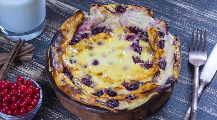 Сирна запіканка на молоці з манкою