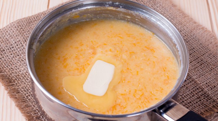 Тыквенная каша с молоком, манкой и маслом