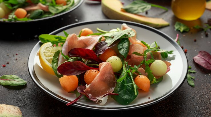 Салат з прошуто і динею