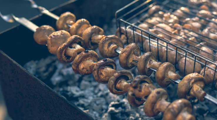 Печериці на мангалі